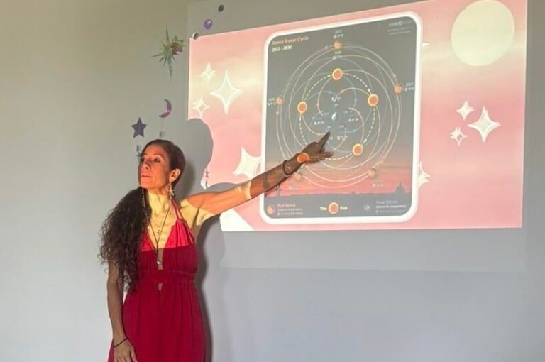 9e8580c9 e0ad 4d4c b57c c03030d9cd31